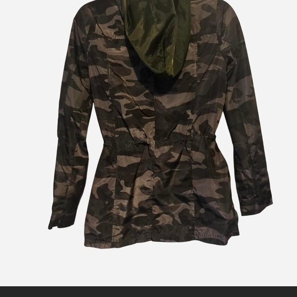 New Look Green Camouflage Utility Jacket - Picture 4 of 4